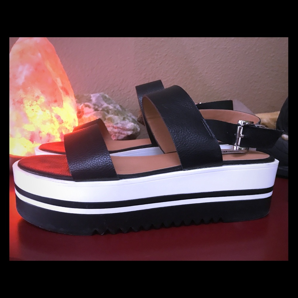 Steve Madden platform sandals